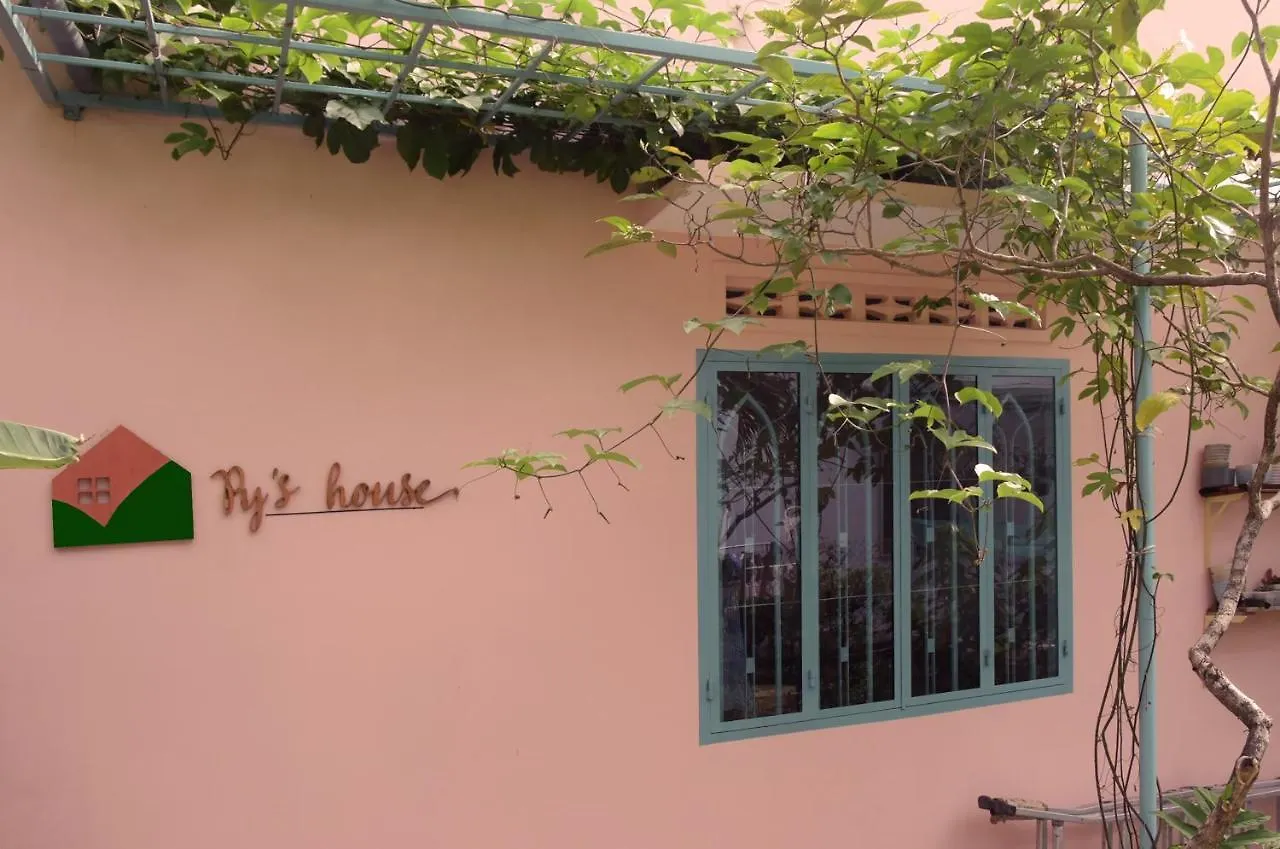 Alojamento de Acomodação e Pequeno-almoço Py'S House Acomodação com café da manhã Nha Trang Vietname
